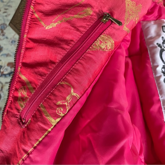 NILS Pink insulated ski
Printed Coat pink and gold
Size: S - Picture 8 of 10
